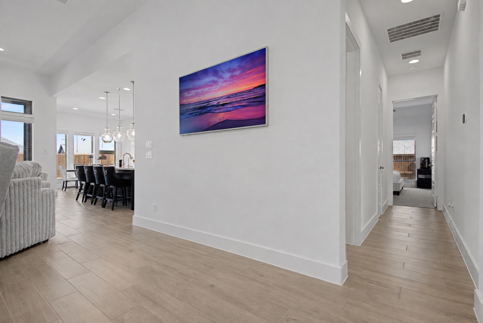 Hallway to the bedrooms
