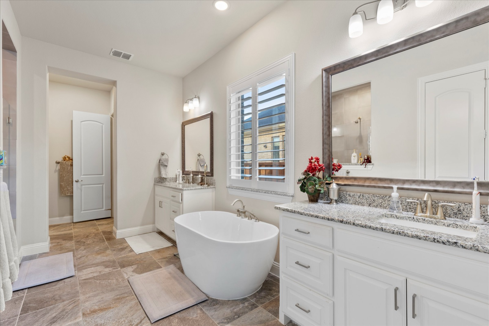 Primary bath