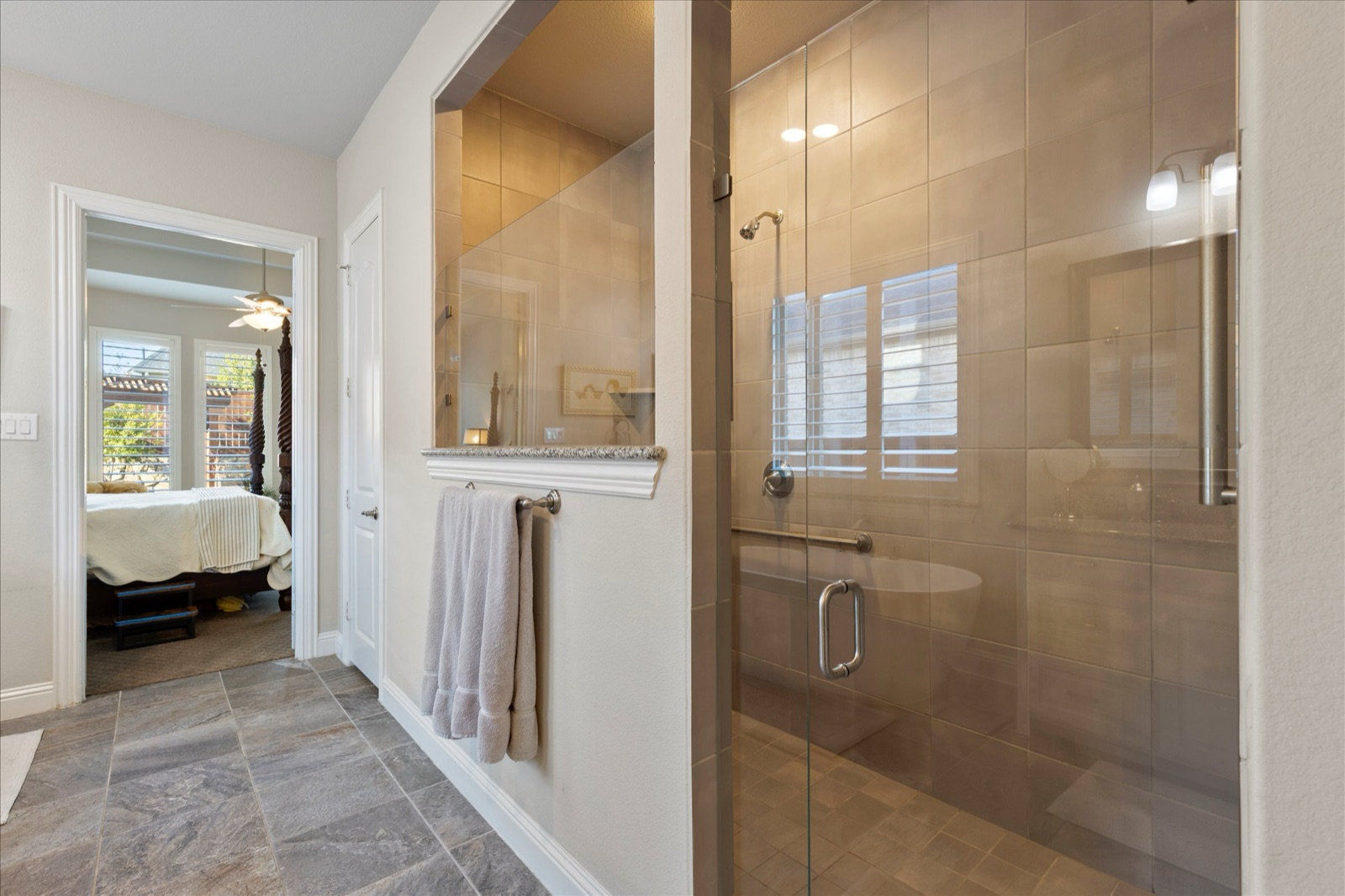 Primary shower