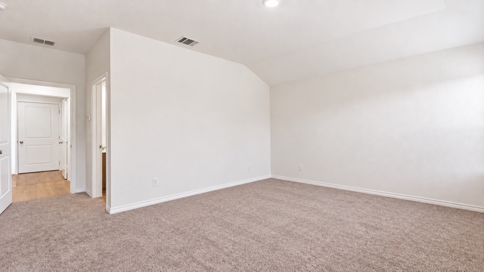 Primary bedroom, unfurnished