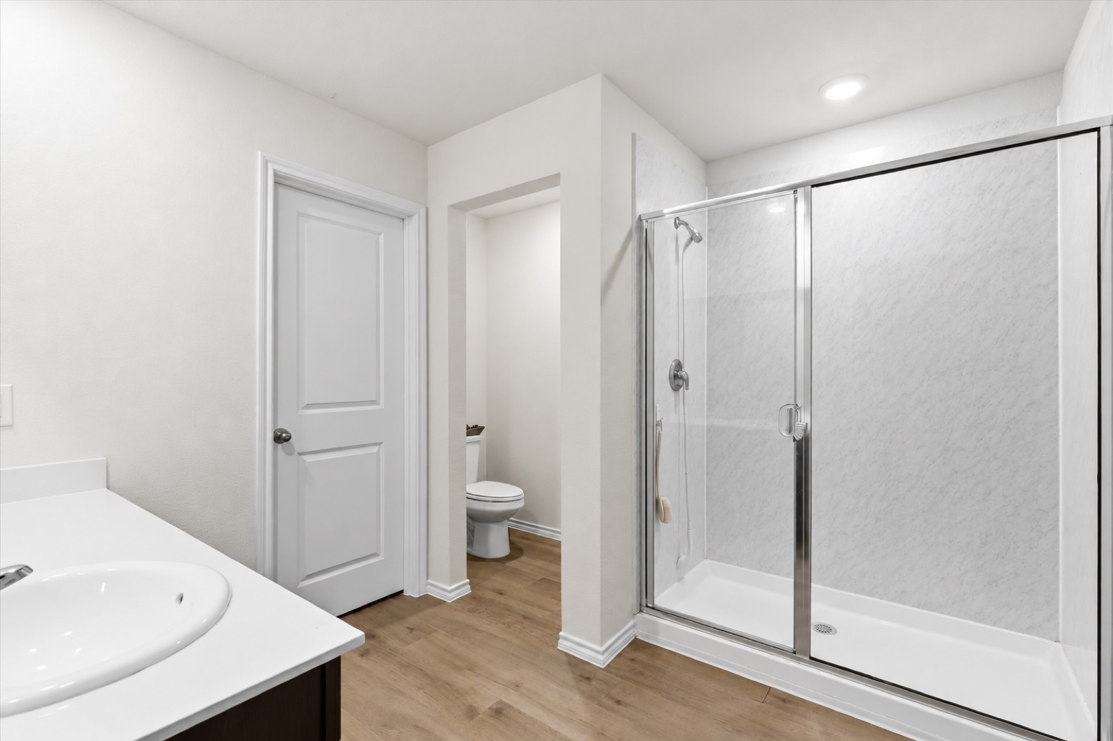 Primary bath, second view