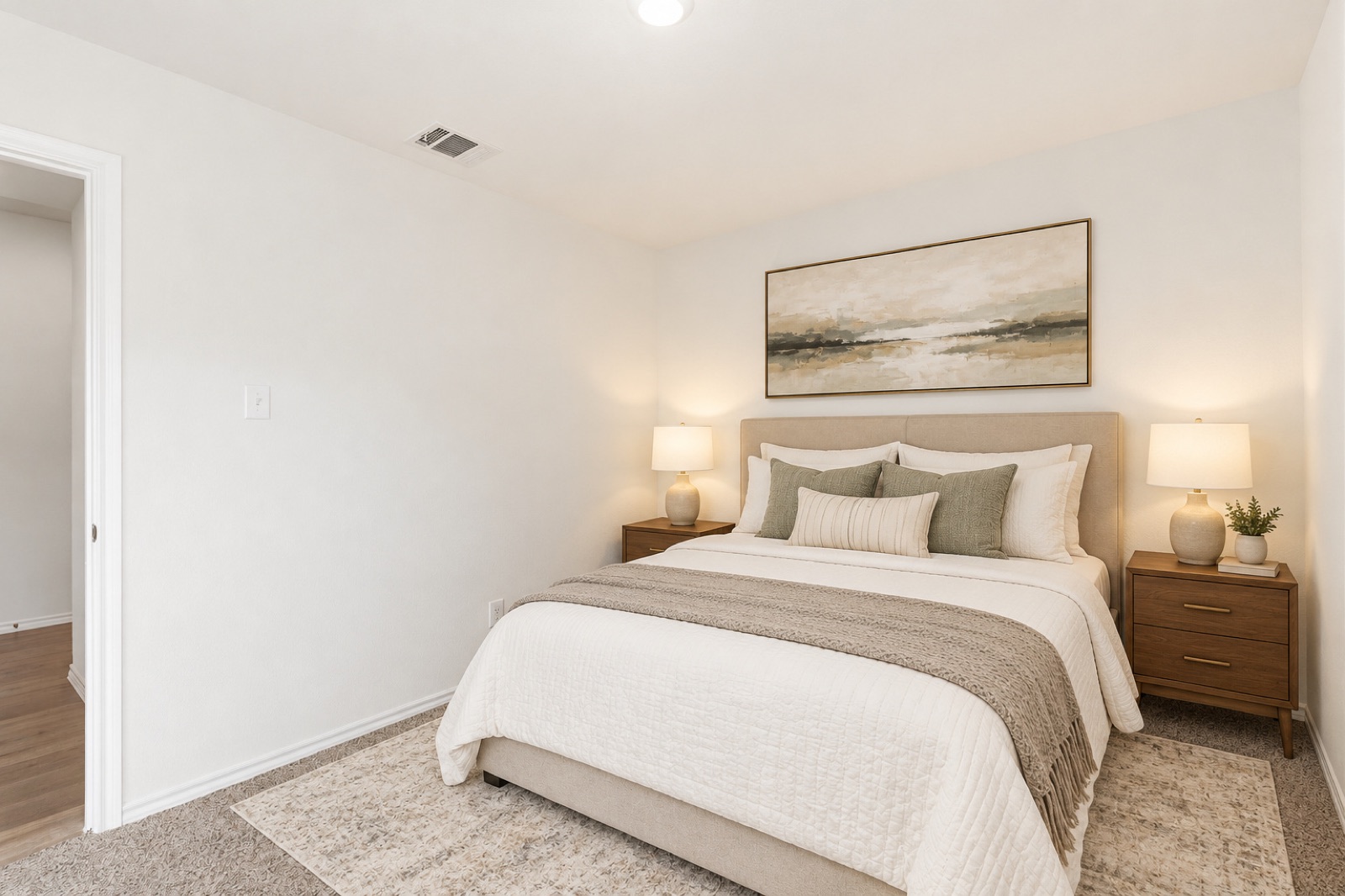 Secondary bedroom